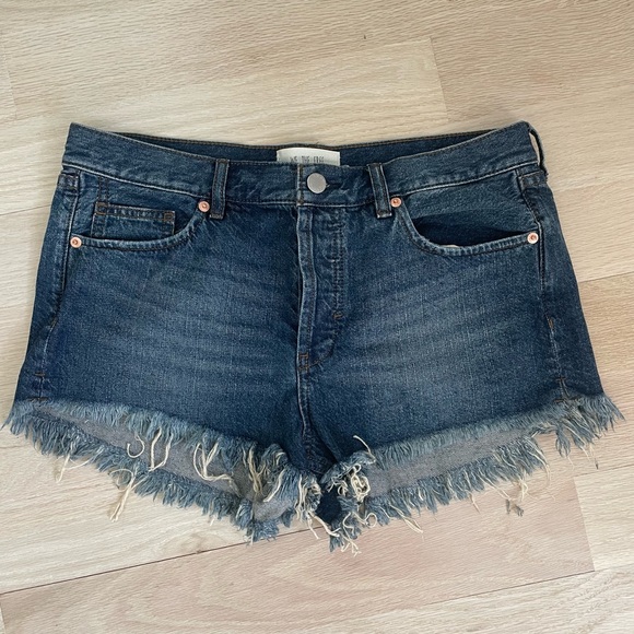Distressed Button-Fly Denim Shorts with Pockets